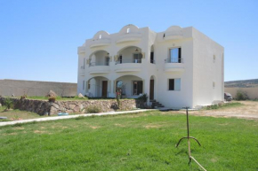 Гостиница Appartamenti Sulla Spiaggia  Hammam Al Agzaz